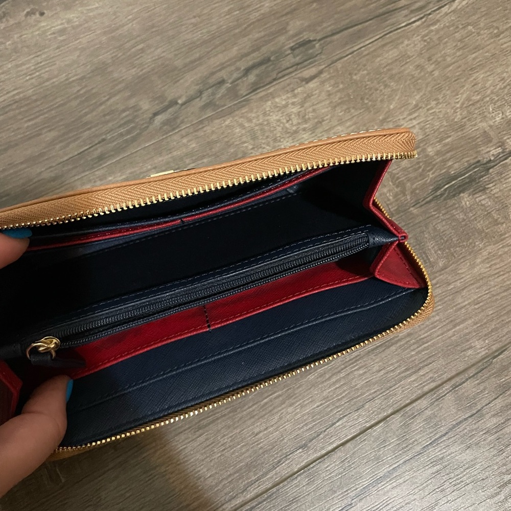 Wallet - Picture 6 of 6